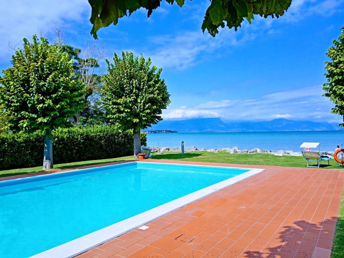 Ferienwohnung Casa Lugana 10 - Monolocale Con Piscina Direttamente A Lago Sirmione Exterior foto